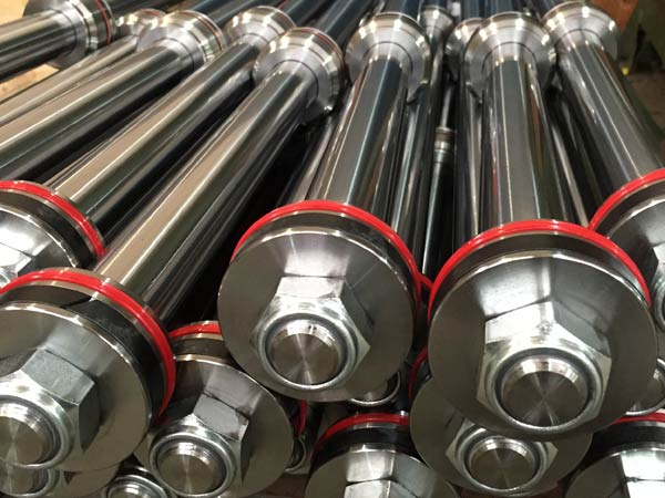 Prezzi-pistoni-per-sollevamento-gru-scarrabili-Modena